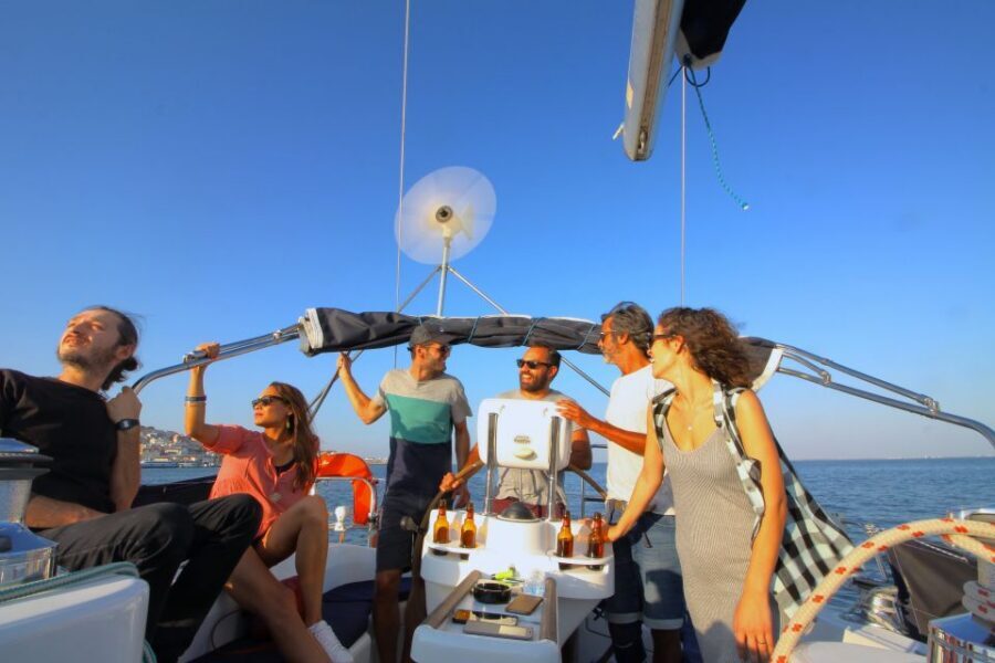 Lisbon: Sailing Tour with Wine and Snacks - The Crew’s Role: History, Culture, and Local Tips in Real Time