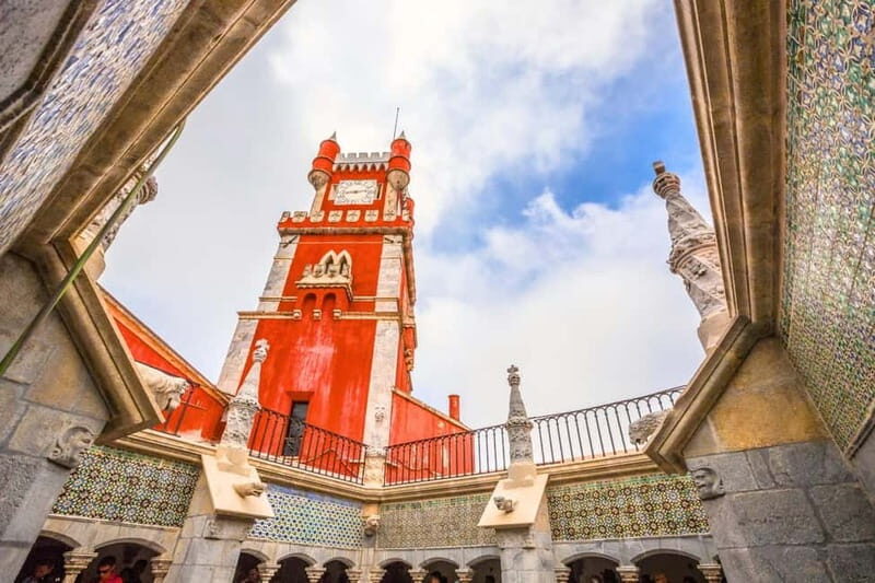 Lisbon: Sintra, Pena, Cascais & Cabo Day Tour with Tickets - From Av. da Liberdade to Sintra: A day that stays organized