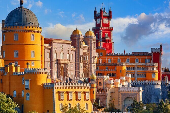 Lisbon: Sintra, Pena Palace , Cascais & Cabo Small Group Day Tour - Entering Pena Palace: where the guided tour pays off
