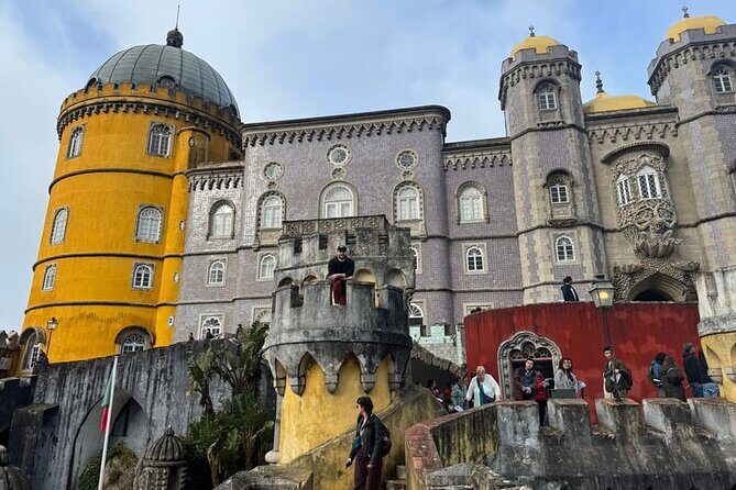 Lisbon: Sintra, Pena, Regaleira, Cabo Roca Coast and Cascais 8h - Key things you should know before you go