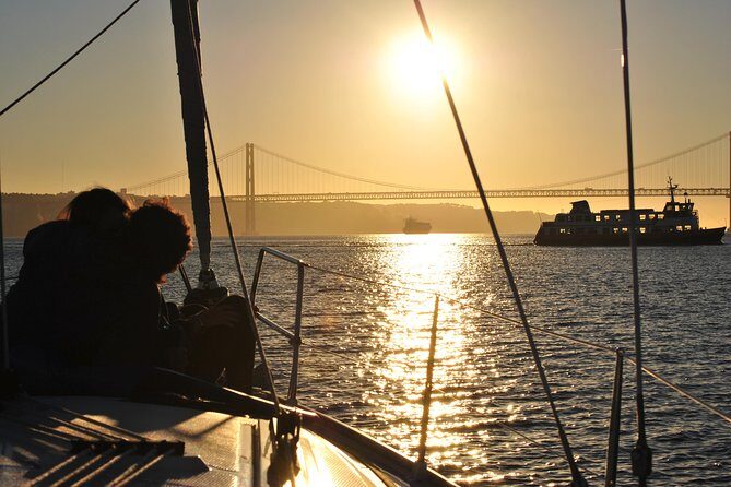 Lisbon Small Group 2h Sunset Sailing- Live Commentary & a Drink - Timing and weather: when sunset turns into a cold, cloudy plan