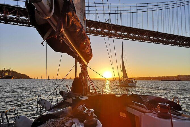 Lisbon Small Group Sunset Sailing 2h Cruise with Drinks Included - When the sunset is perfect and when weather ruins the plan