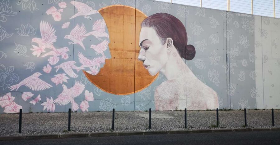 Lisbon: Street Art Tuk Tuk Tour - Marvila’s Open-Air Gallery: International Graffiti with Ibero-American Culture