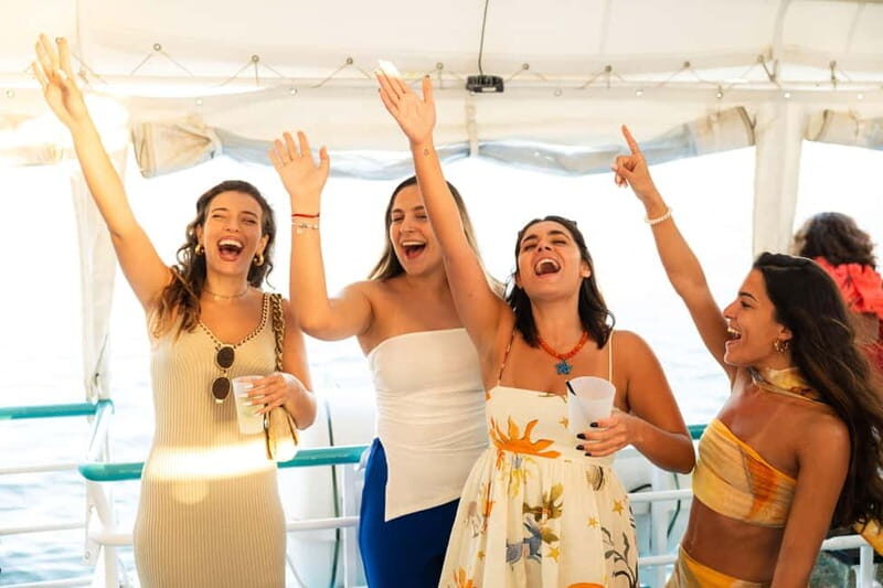 Lisbon: Sunset Boat Tour with Music and Drinks - Who This Tour Fits Best (And Who Might Skip It)