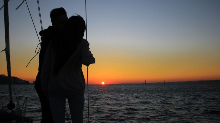 Lisbon: Sunset Cruise with Drinks and Snacks - The Guides Matter: Live Storytelling, Names You Might Hear
