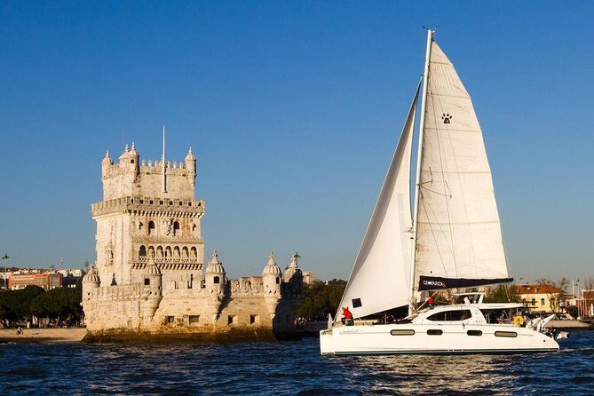 Lisbon: Sunset Cruise With Drinks on Spacious Yacht - Meeting at Mercedes-Benz Oceanic Lounge (Where You’ll Start Easy)