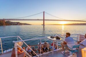 Lisbon Sunset Cruise with Wine and Snacks - The “sunset” part: timing, season, and what you should expect to see