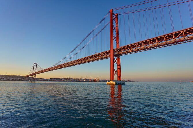 Lisbon Sunset Cruise with Wine and Snacks - Food and wine on board: included snacks, bar options, and what to actually expect
