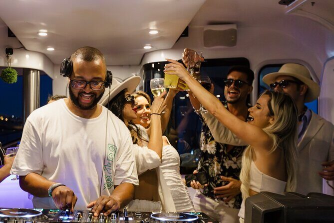 Lisbon – Sunset DJ & Porto Tonic Premium Boat Experience - Quick hits before you step aboard