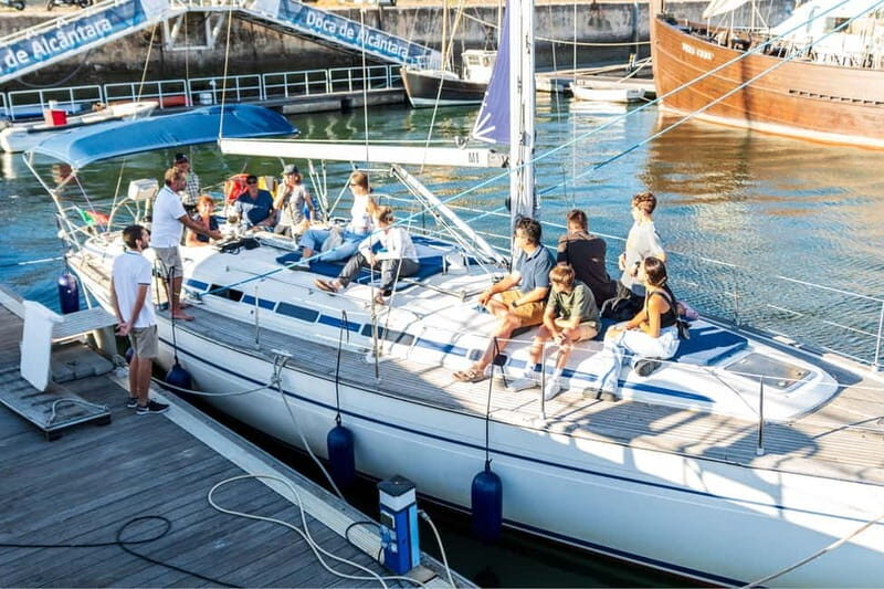 Lisbon: Sunset Sailing Boat Tour with Drinks - Where You Meet: BLUE SKIPPER Café and Getting Set for the River
