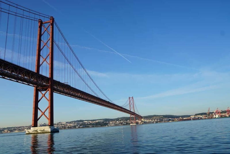 Lisbon: Sunset Sailing Boat Tour with Drinks - What to Bring and How to Dress for a Breezy River Finish