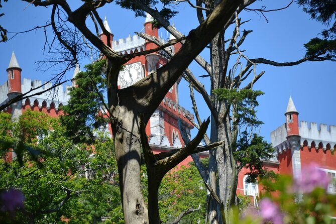Lisbon Super Saver: 2-Day Sintra, Cascais, Fatima, Nazare and Obidos Small-Group Day Trips - Sintra Centro Histórico: real time for lunch and wandering