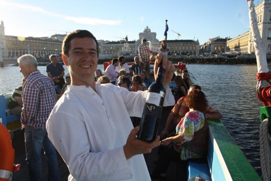 Lisbon: Tagus River Sunset Cruise in a Traditional Vessel - From Terreiro do Paço past the explorer-ship stories