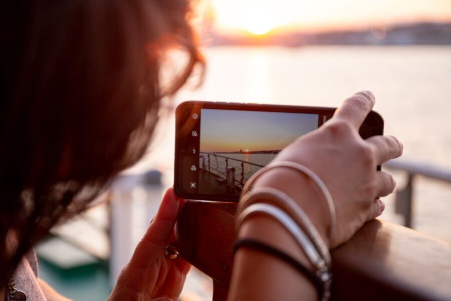Lisbon: Tagus River Sunset Tour with Snacks and Drink - Deck Game Plan: Where to Sit and How to Beat the Wind