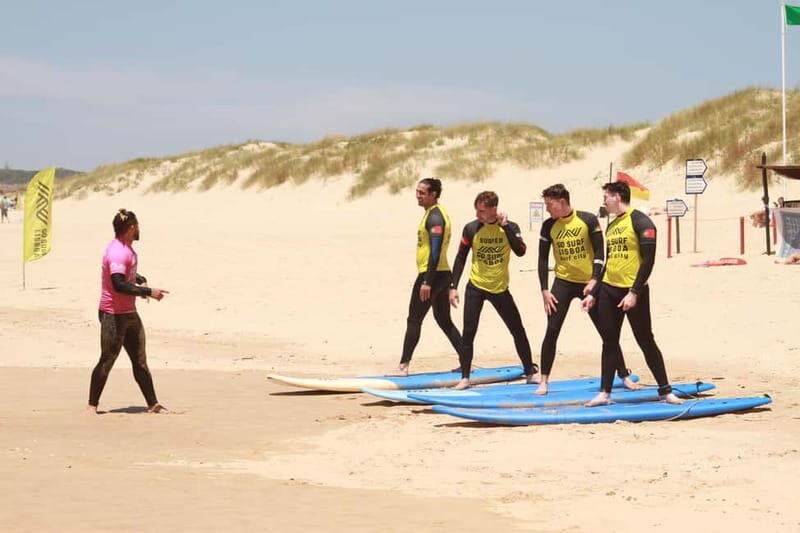 Lisbon: The Surf Instructor - surf lessons with transfer - From Lisbon center to Praia do Castelo: the transfer that sets the day up