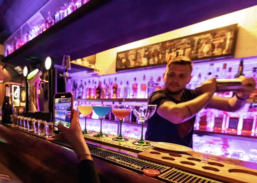 Lisbon: Tipsy Tour Fun Bar Crawl with a Local Guide - Key highlights worth noting