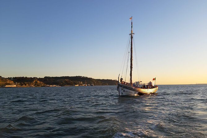 Lisbon Traditional Boats - Guided Sightseeing Cruise - Price and Value: When $30.23 Feels Like More Than a Sightseeing Add-On