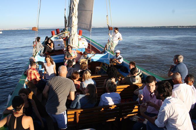 Lisbon Traditional Boats - Guided Sightseeing Cruise - Live Commentary That Teaches Without Turning Into Homework