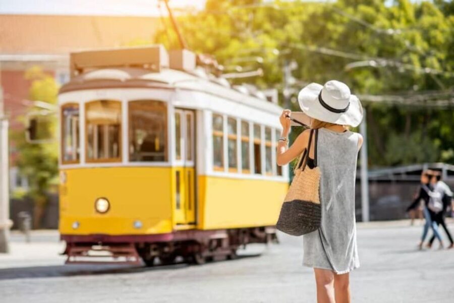 Lisbon: Tram 28 Entry Ticket & Audio Guide with 24-Hour Pass - What you’re really buying: Tram 28 plus a 24-hour transit game plan
