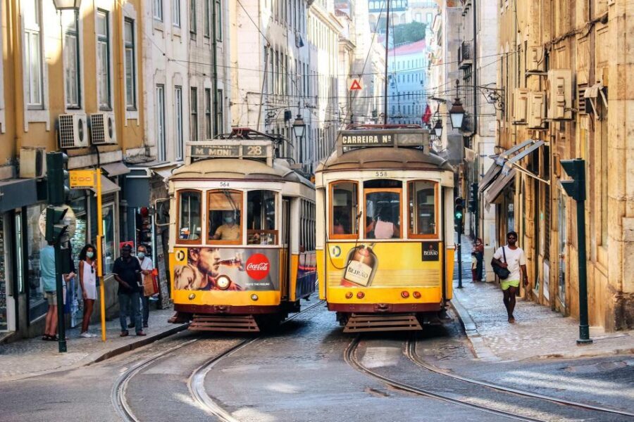 Lisbon: Tram 28 Entry Ticket & Audio Guide with 24-Hour Pass - The Tram 12 shortcut: the tip that saves time