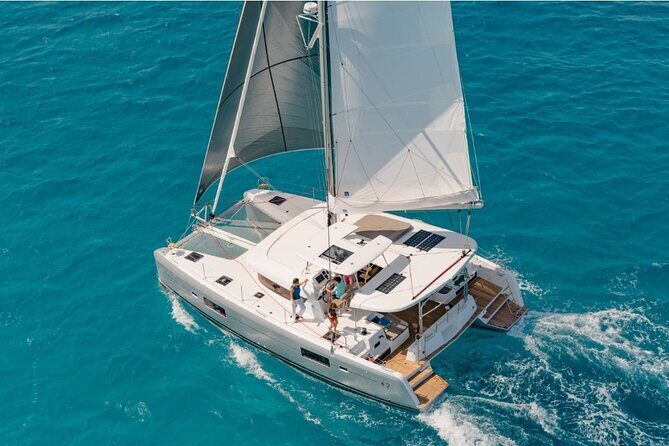 LUXURY Catamaran Sunset and Wine cruise - Discoveries Monument, Electricity Museum, and MAAT: Lisbon’s Tech and Time Warp on the Water