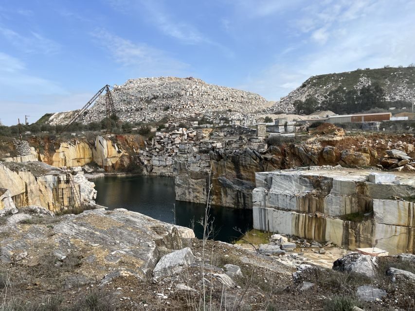 Marble Tour in Vila Viçosa - Getting Your Bearings in Vila Viçosa Before the Quarries