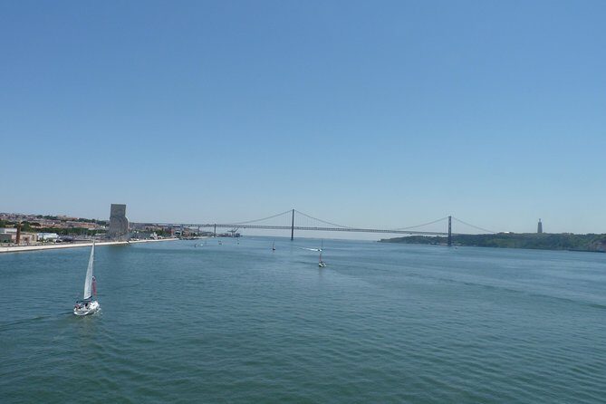 Morning Sailing Tour in Tagus River from Lisbon - Meeting at Bom Sucesso without wasting time