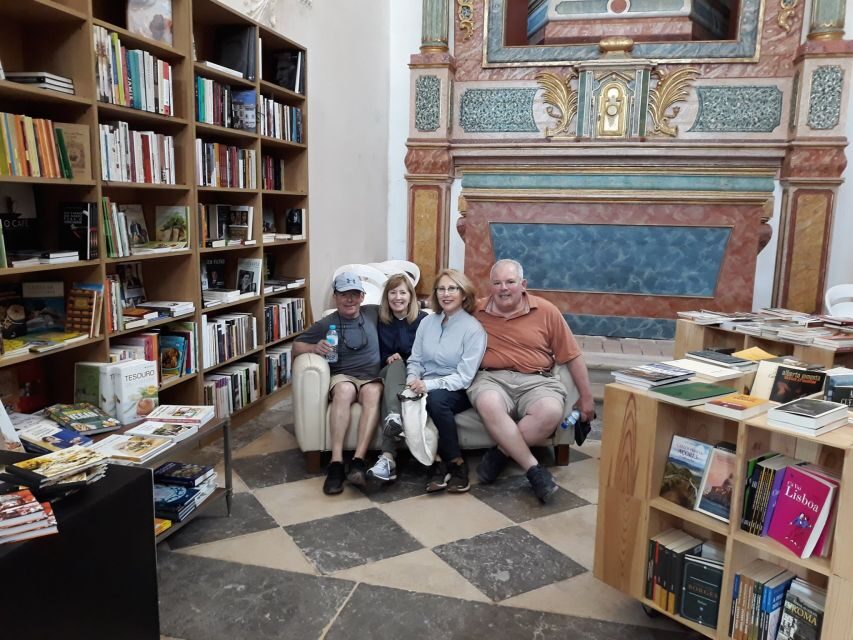 Óbidos: Medieval Tales & Secrets Spots Guided Walking Tour - Walking route in plain terms: what you’ll do in 2 hours