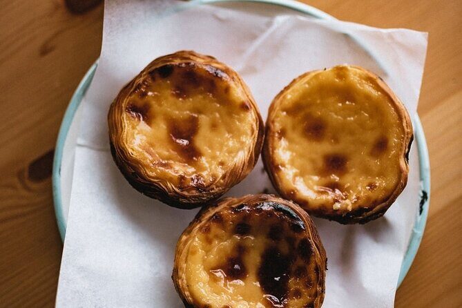 Pastel de Nata Masterclass at a Real Bakery in Downtown Lisbon - The hands-on heart: making puff pastry from scratch