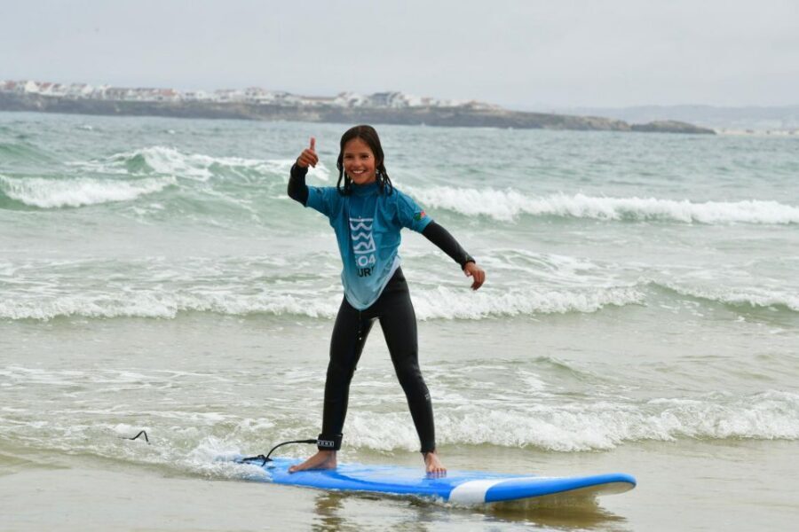 Peniche:Surf lessons Beginners ,Intermediate, advance level - Finding the meeting point near Gamboa Beach
