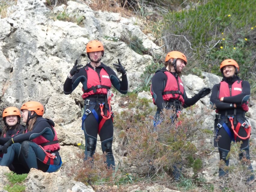Portinho da Arrábida: Coasteering Boat Tour - Coasteering at Portinho da Arrábida: Sea Caves and Air Time in 4 Hours
