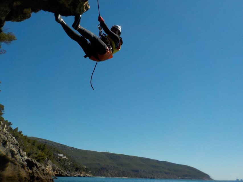 Portinho da Arrábida: Coasteering Boat Tour - Cliff Jumps from 1 to 10 Meters: Big Energy, Optional Pressure