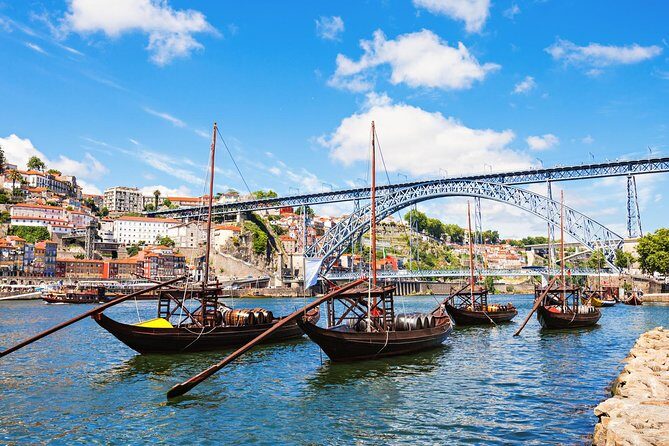 Porto Private Tour from Lisbon with Douro Cruise and Wine Tasting - Morning Setup at Douro Marina in Vila Nova de Gaia