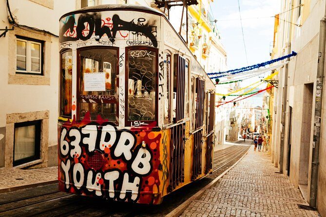 Private City Kickstart Tour: Lisbon - How to Get the Most From a Private Guide (Without Stress)