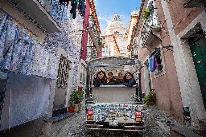 Private Half-Day Eco Tuk Tuk Tour in Lisbon - St. Vincent Outside the Walls and the National Pantheon break