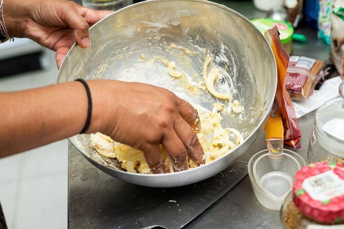 Private Lisbon Market Tour & Portuguese Cooking Class with Paula - Who should book Paula’s Lisbon market tour and cooking class