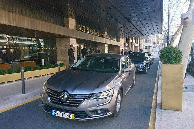 Private Round-Trip Transfer – Lisbon Airport & City Center - Drop-off at the exact address: why this matters in Lisbon