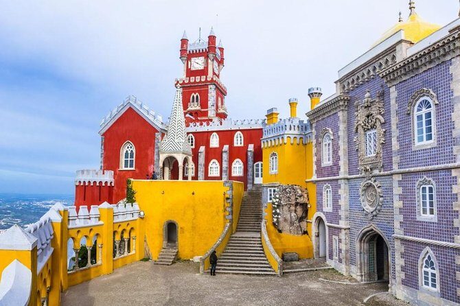 Private Tour: Sintra, Cabo da Roca and Cascais Day Trip from Lisbon - Beyond Pena: Castelo dos Mouros, Moorish Fountain, and Monserrate