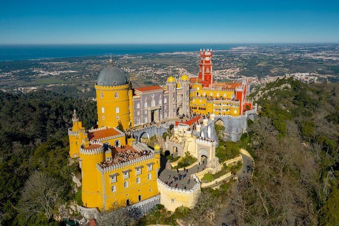 Private Tour: Sintra, Cabo da Roca and Cascais Day Trip from Lisbon - Cabo da Roca: your 30-minute dose of Atlantic drama
