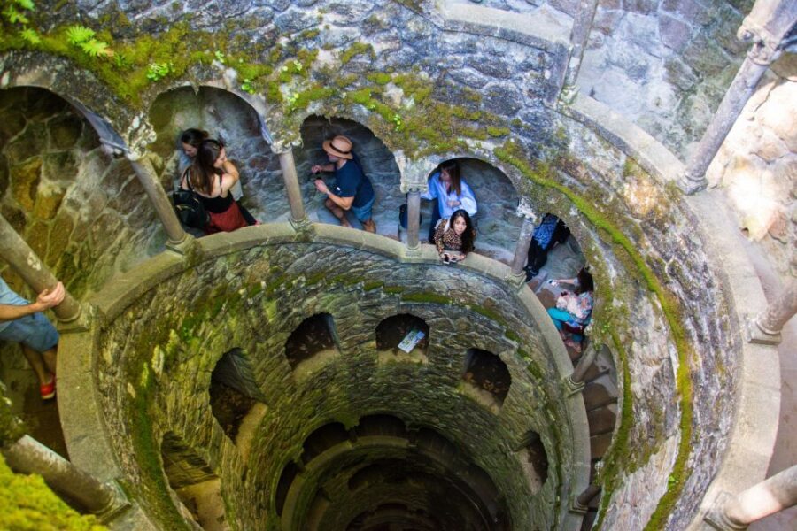 Quinta da Regaleira Skip-the-Ticket-Line Entry & Audioguide - Quinta da Regaleira’s “fairytale” feeling starts fast