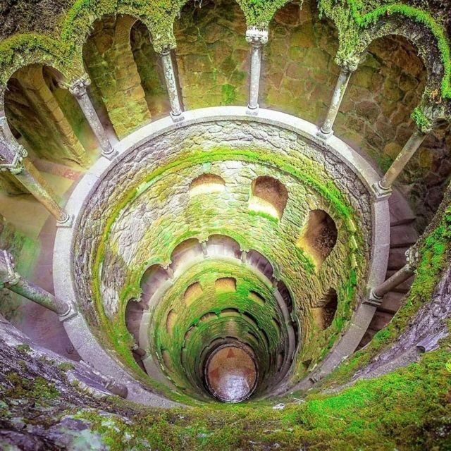 Quinta da Regaleira Skip-the-Ticket-Line Entry & Audioguide - Timing and pacing: plan for more than 80 minutes if you’re a wanderer