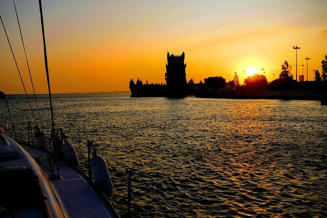 Relaxing Sailboat Cruise along the Tagus - Wine, snacks, and the comfort details that actually matter