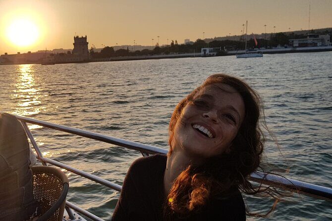 Sailboat Tour in Lisbon with drinks included | Morning and Sunset - Meeting at Blue Skipper Snacks and Drinks near Alcântara Norte