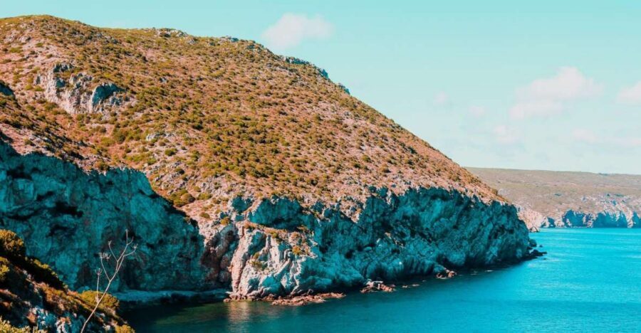 Sesimbra: Arrábida Beaches & Caves Boat Tour with Snorkeling - Key highlights to look for