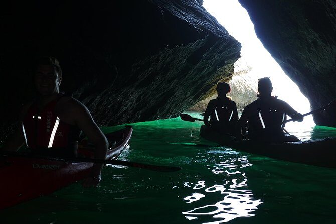 Sesimbra Discovery by Kayak - Arrábida and the Luiz de Saldanha Maritime Reserve: Caves, Cliffs, Geology