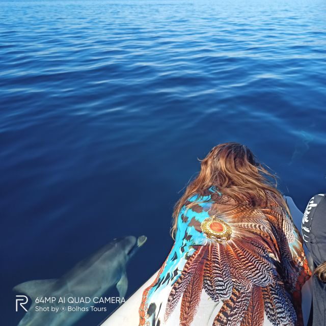 Sesimbra: Dolphin Watching Boat Tour with Biologist Guide - The wine and water details: small included things, big comfort