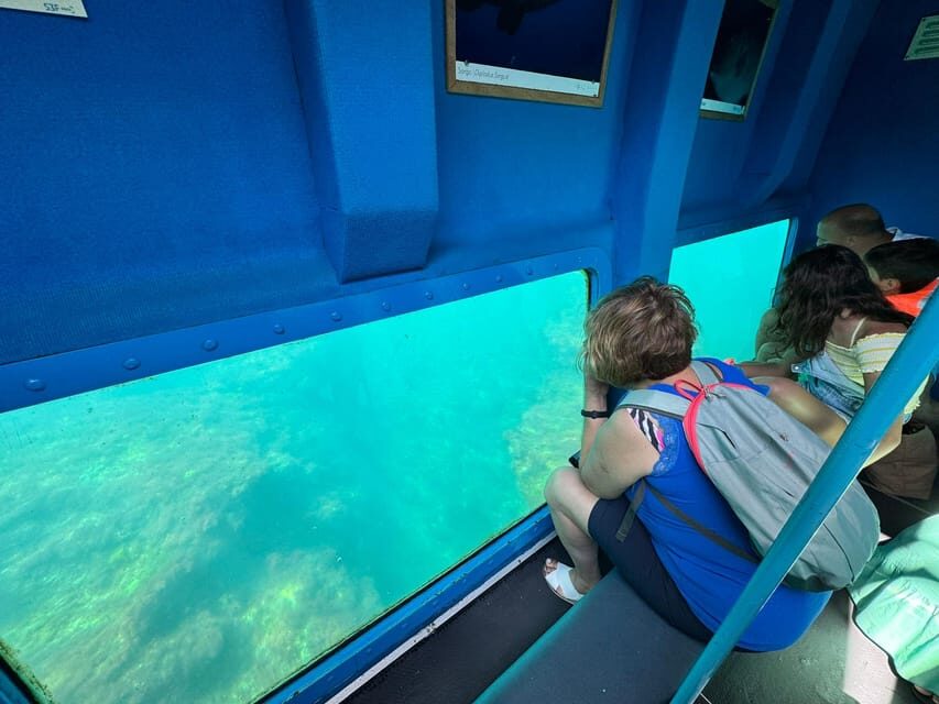 Sesimbra: Family Friendly Boat Sea Tour w/ Submarine Vision - Arrábida Natural Park waters: the onboard “submarine vision” moment