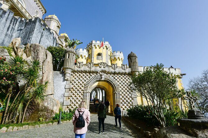 Sintra and Cascais Full Day Private Tour from Lisbon - Sintra’s historic center for one hour: the town feel you’ll remember