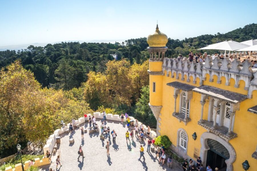 Sintra and Cascais Small Group Tour from Lisbon - The Castle of the Moors pass-through: views with a purpose
