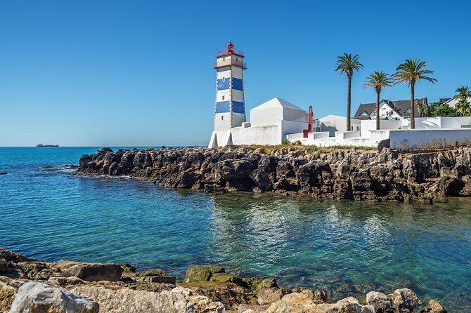 Sintra and Cascais Small Group Tour in a Van With Tickets - Sintra’s Centro Histórico: UNESCO Streets, Styles You Can Spot Fast